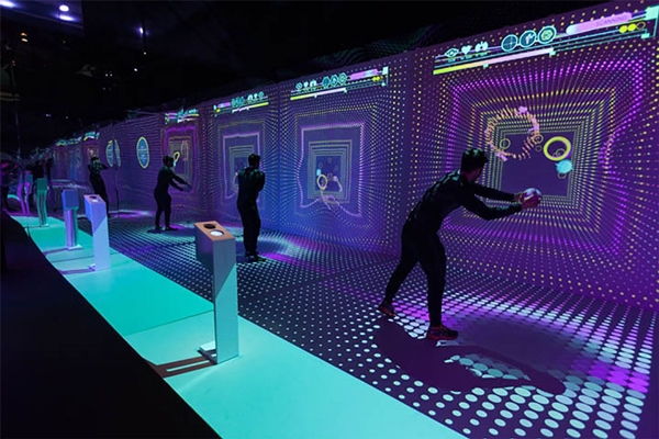 深圳信可威展廳設計公司專業從事上市企業展廳設計、展覽展示活動策劃、展臺設計搭建的展廳設計公司,憑借多年的市場經驗,為客戶提供前期策劃、設計創意、現場搭建和維護、倉儲、全國巡展等全流程的整體解決方案。同時開發商場、專賣店規劃、設計、制作、會議活動策劃和現場布置、平面廣告創意策劃等多項服務。