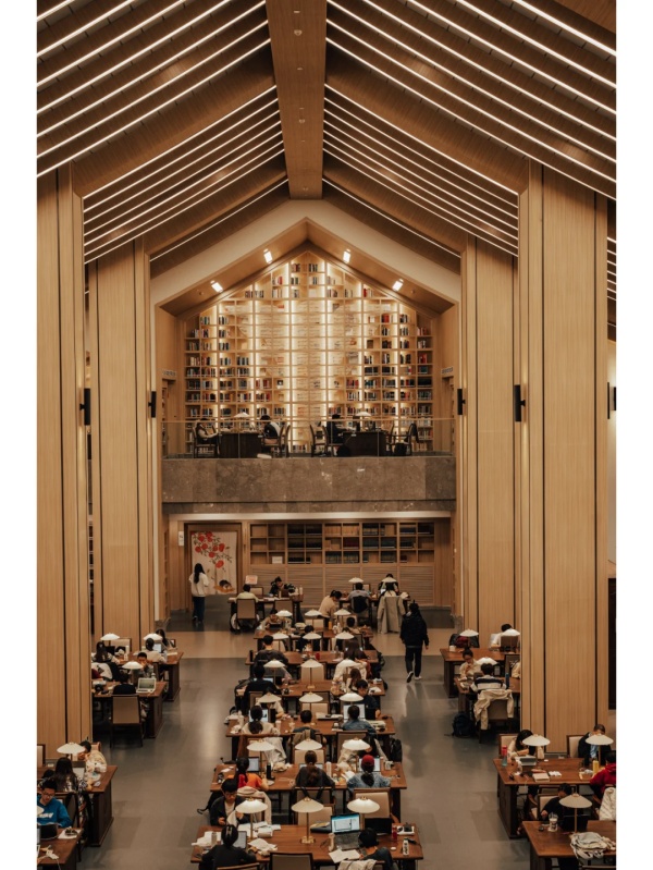大學(xué)圖書館設(shè)計